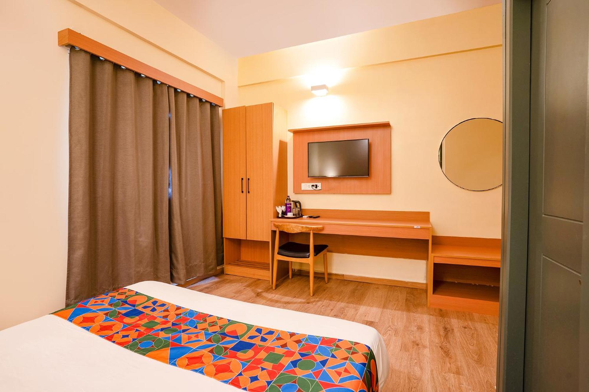 Fabhotel Royal Sterling- Manyata Tech Park Bangalore Extérieur photo