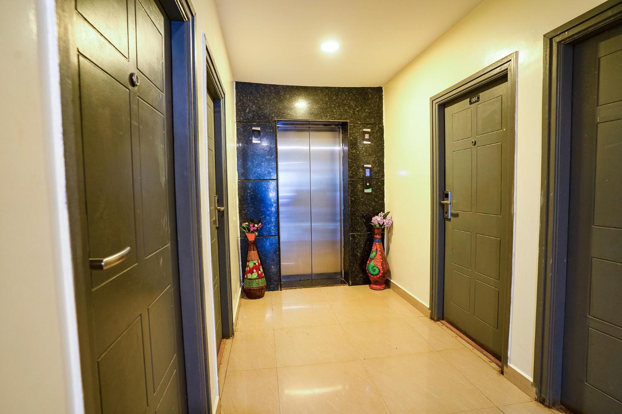 Fabhotel Royal Sterling- Manyata Tech Park Bangalore Extérieur photo