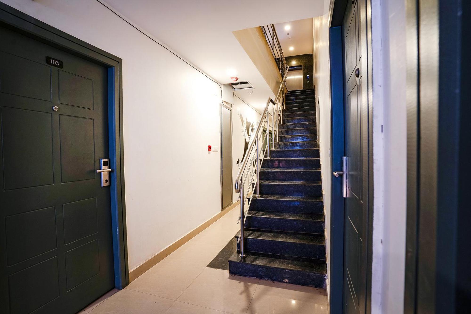 Fabhotel Royal Sterling- Manyata Tech Park Bangalore Extérieur photo
