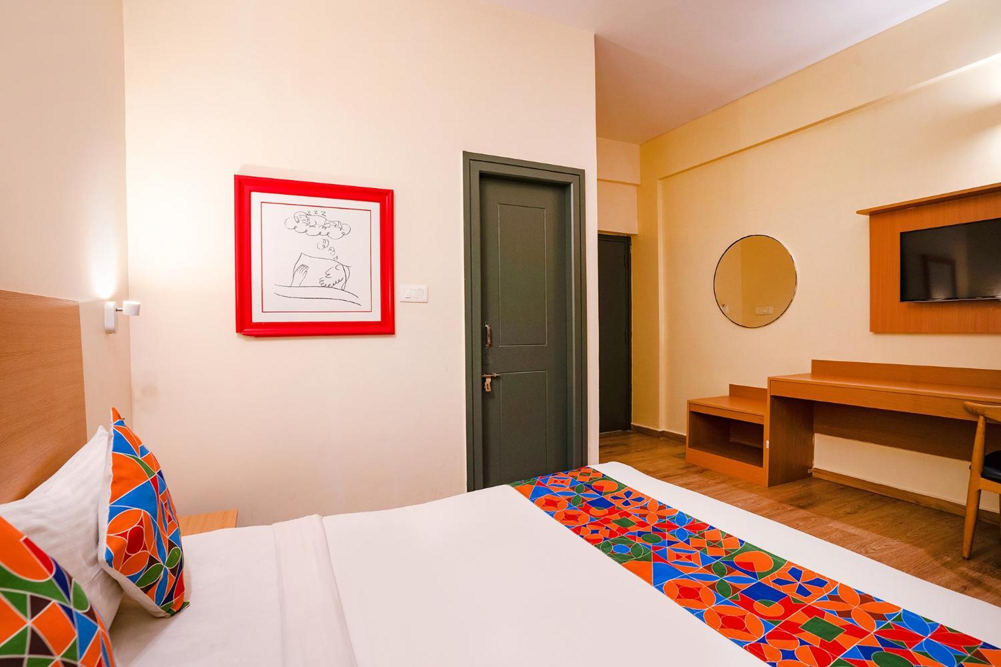Fabhotel Royal Sterling- Manyata Tech Park Bangalore Extérieur photo