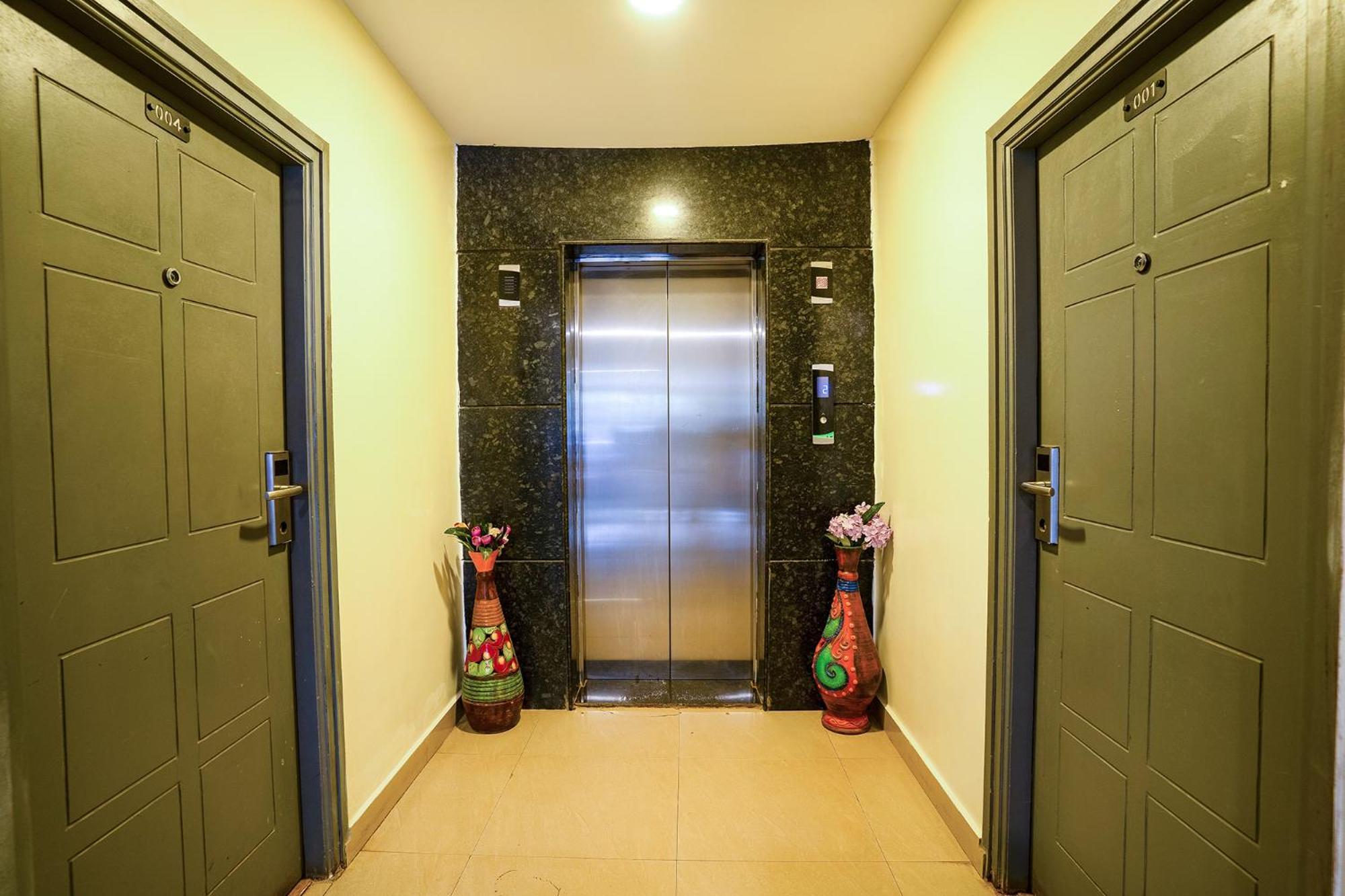 Fabhotel Royal Sterling- Manyata Tech Park Bangalore Extérieur photo