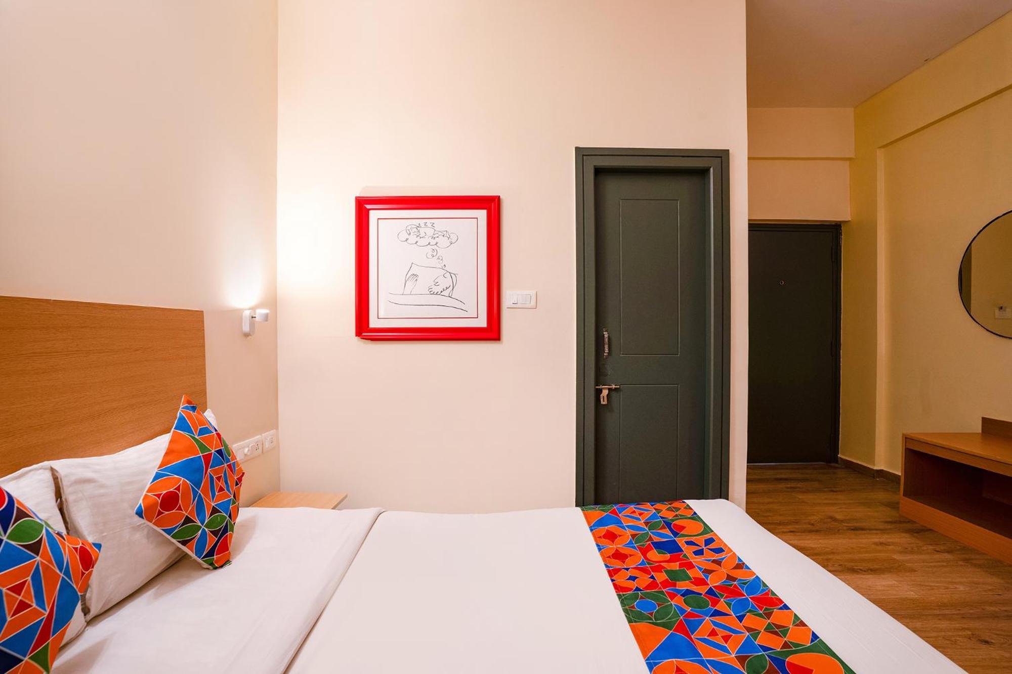 Fabhotel Royal Sterling- Manyata Tech Park Bangalore Extérieur photo
