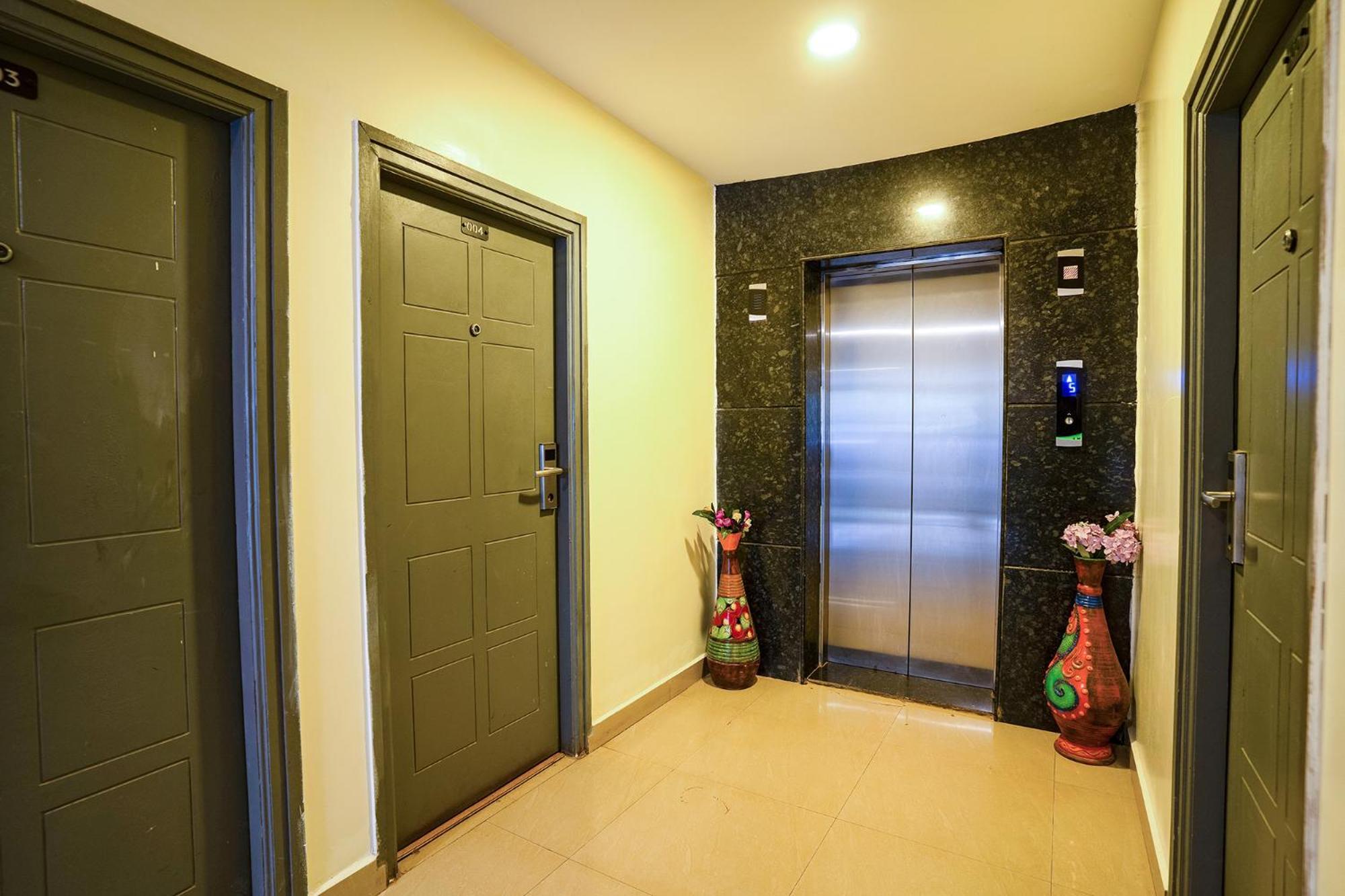 Fabhotel Royal Sterling- Manyata Tech Park Bangalore Extérieur photo