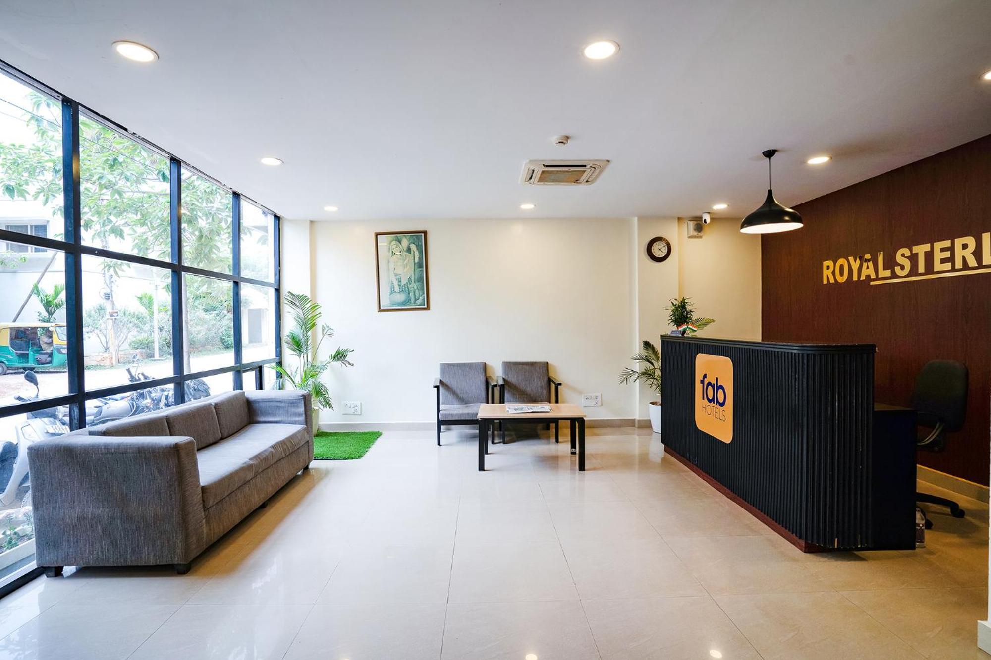 Fabhotel Royal Sterling- Manyata Tech Park Bangalore Extérieur photo